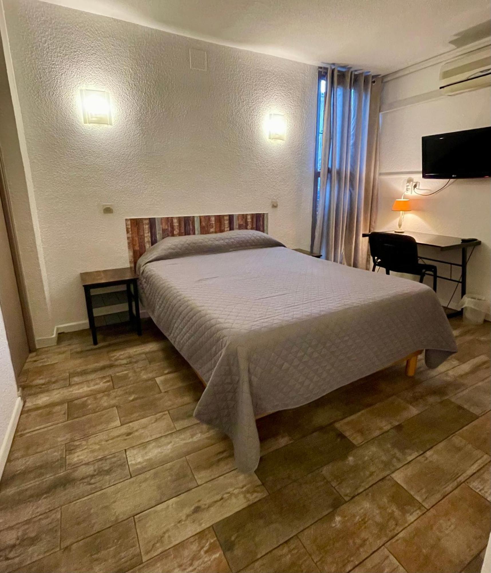 Hotel Alexander Перпиньан Номер фото